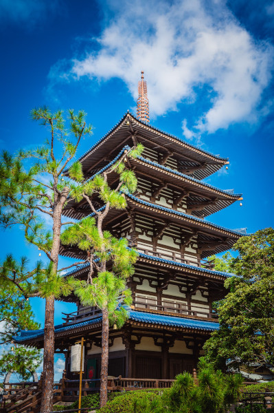 pagoda at disney epcot