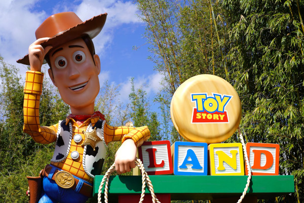 toy story land at hollywood studios orlando